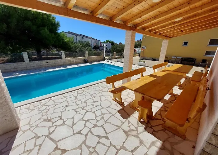 Pranjic Delux Guest House
